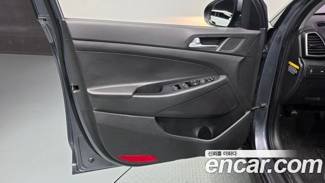 Hyundai Tucson Diesel 2.0 2WD Modern 2019 — фото 30