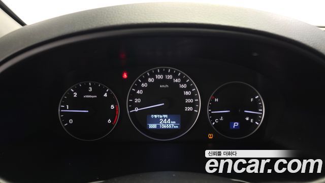 Hyundai Grand Starex 3-Seater VAN Smart 2018 — фото 8