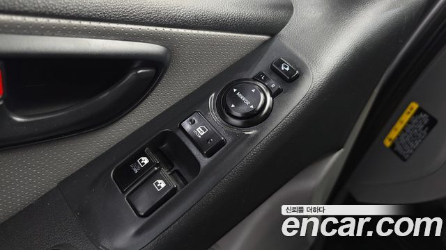 Hyundai Grand Starex 3-Seater VAN Smart 2018 — фото 29