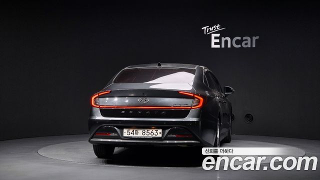 Hyundai Sonata (DN8) 2.0 Premium Family 2020 — фото 4