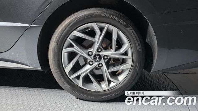 Hyundai Sonata (DN8) 2.0 Premium Family 2020 — фото 21