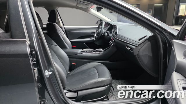 Hyundai Sonata (DN8) 2.0 Premium Family 2020 — фото 26