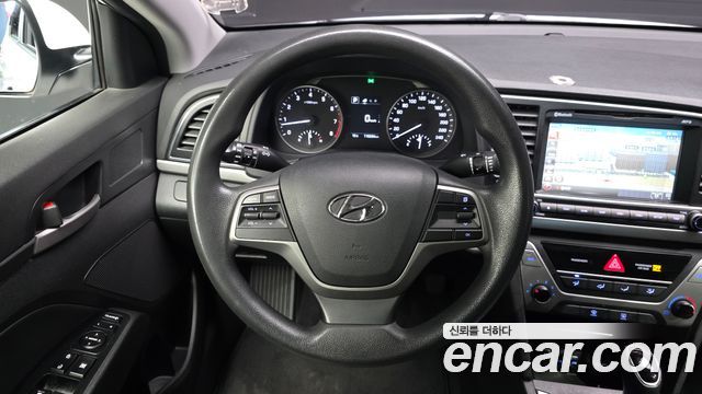Hyundai Avante (AD) 1.6 GDI Value Plus 2017 — фото 17