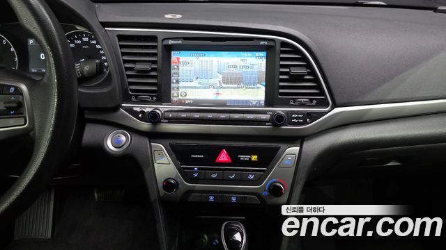 Hyundai Avante (AD) 1.6 GDI Value Plus 2017 — фото 18