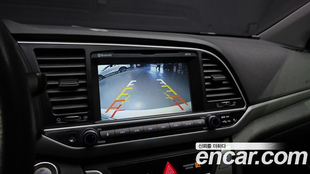 Hyundai Avante (AD) 1.6 GDI Value Plus 2017 — фото 19