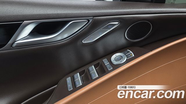 Genesis G80 (RG3) Gasoline 2.5 Turbo AWD 2022 — фото 28