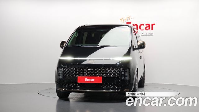 Hyundai Staria HEV 1.6 Lounge 7-Seater Inspiration 2025 — фото 3