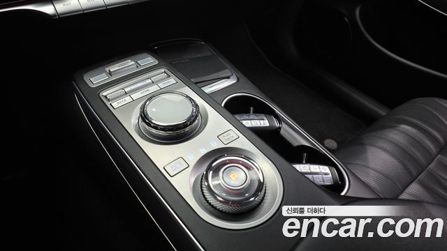 Genesis GV70 2.5T Gasoline AWD 2023 — фото 9