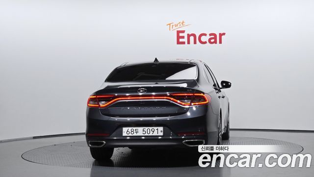 Hyundai Grandeur (IG) 3.0 Exclusive Special 2018 — фото 4