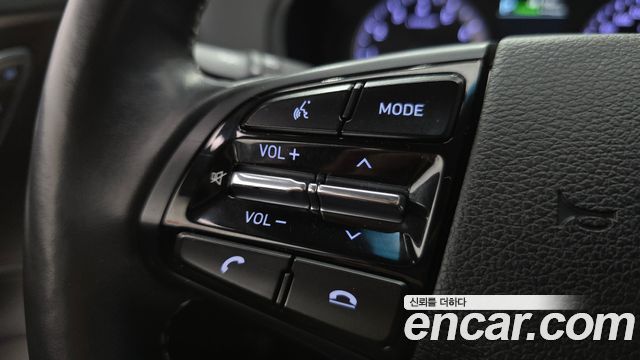 Hyundai Grandeur (IG) 3.0 Exclusive Special 2018 — фото 32