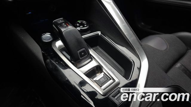 Peugeot 3008 (II) 1.5 BlueHDi GT Line 2021 — фото 9