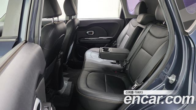 Kia Soul 1.6 GDi Prestige 2015 — фото 12