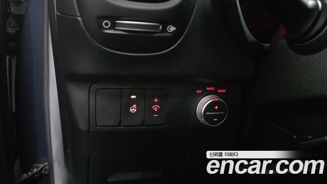 Kia Soul 1.6 GDi Prestige 2015 — фото 19
