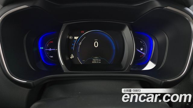 Renault Korea QM6 2.0 GDe RE Signature 2WD 2023 — фото 8