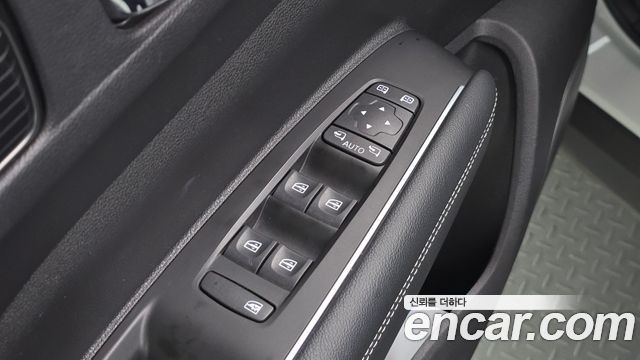 Renault Korea QM6 2.0 GDe RE Signature 2WD 2023 — фото 34