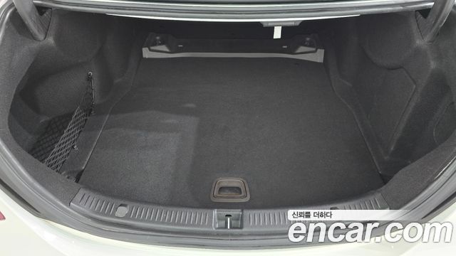 Mercedes-Benz E-Class (W213) E220d Avantgarde 2017 — фото 17