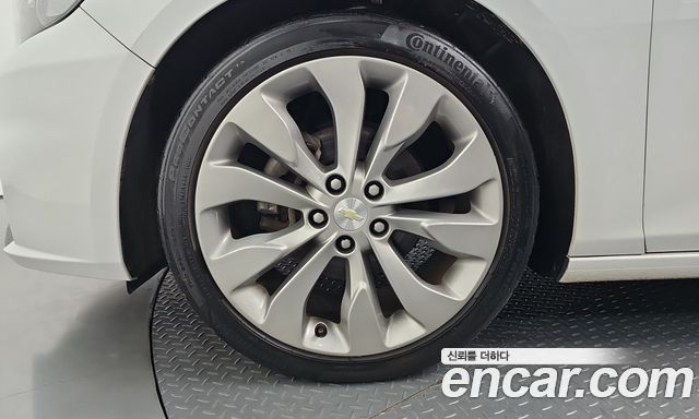Chevrolet Malibu 2.0 Turbo LT Permium 2018 — фото 5