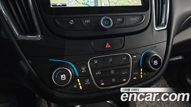 Chevrolet Malibu 2.0 Turbo LT Permium 2018 — фото 17