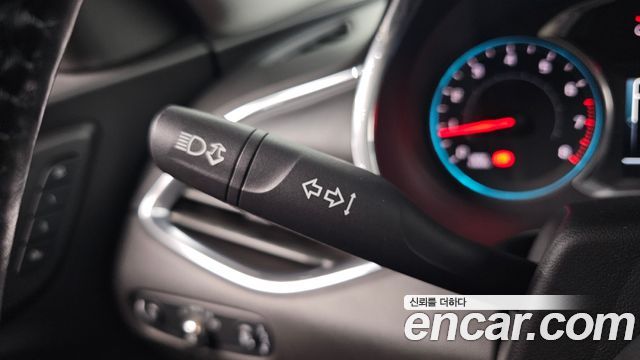 Chevrolet Malibu 2.0 Turbo LT Permium 2018 — фото 20