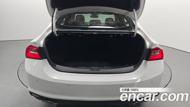 Chevrolet Malibu 2.0 Turbo LT Permium 2018 — фото 32