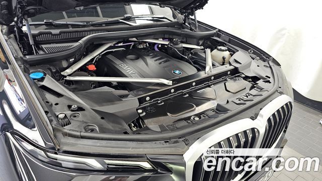 BMW X7 (G07) xDrive 40i M Sport 6STR 2024 — фото 6