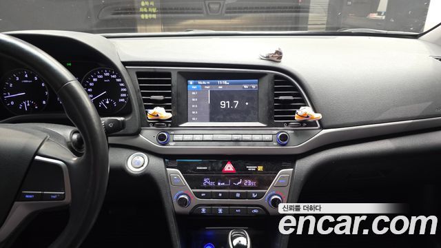 Hyundai Avante (AD) 1.6 GDI Smart Special 2016 — фото 14