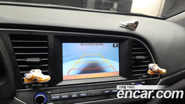 Hyundai Avante (AD) 1.6 GDI Smart Special 2016 — фото 15