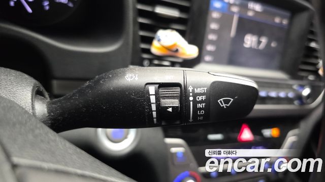 Hyundai Avante (AD) 1.6 GDI Smart Special 2016 — фото 19