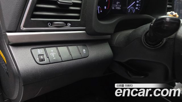Hyundai Avante (AD) 1.6 GDI Smart Special 2016 — фото 20