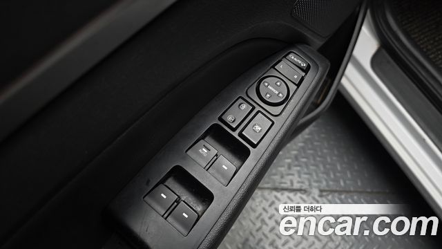 Hyundai Avante (AD) 1.6 GDI Smart Special 2016 — фото 28