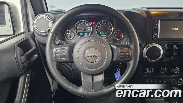 Jeep Wrangler (JK) 3.6 Sahara 4Door 2016 — фото 13