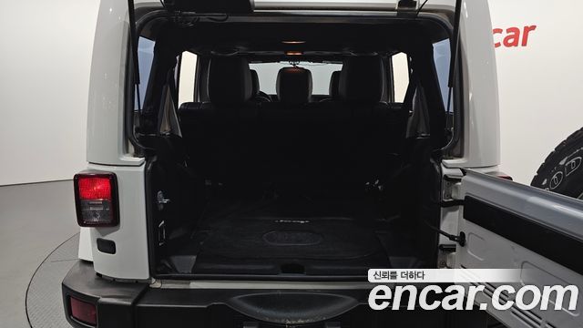 Jeep Wrangler (JK) 3.6 Sahara 4Door 2016 — фото 30