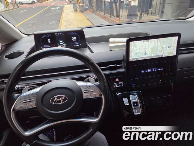 Hyundai Staria Lounge 9-Seater Prestige 2022 — фото 16