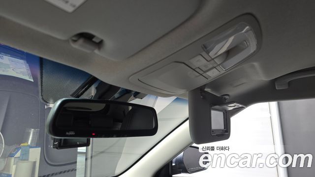 KG Mobility (SsangYong) Tivoli Diesel Edge Edition 2WD 2017 — фото 28