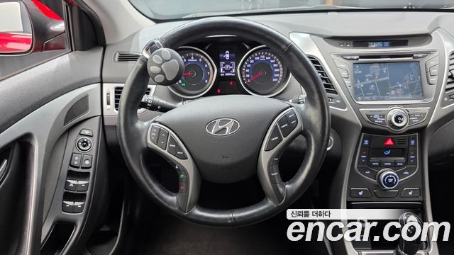 Hyundai Avante 1.6 GDi Modern Standard 2014 — фото 13