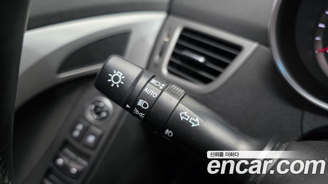 Hyundai Avante 1.6 GDi Modern Standard 2014 — фото 28