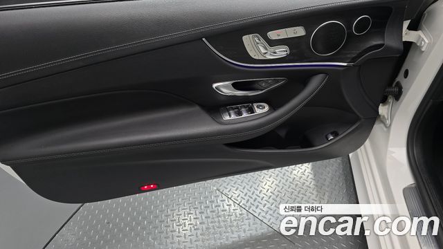 Mercedes-Benz E-Class (W213) E220d Coupe 2018 — фото 25