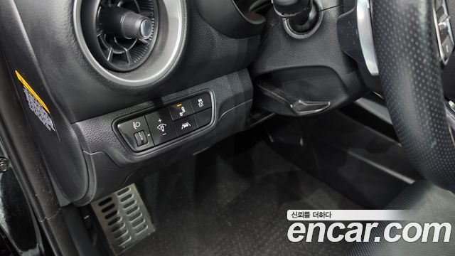Kia K3 5Door GT Signature 2021 — фото 17