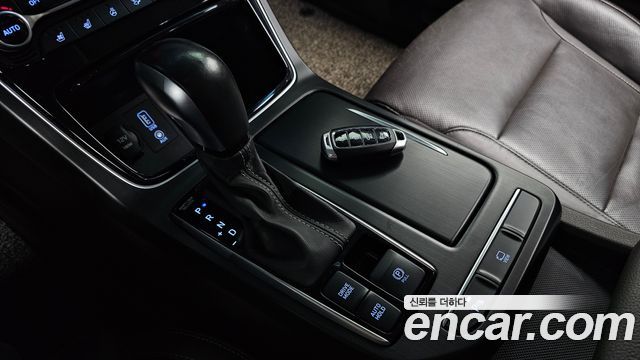 Hyundai Grandeur (IG) 2.4 Premium 2019 — фото 9