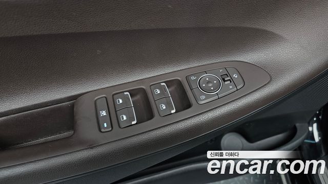 Hyundai Grandeur (IG) 2.4 Premium 2019 — фото 29