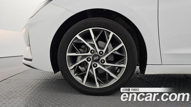 Hyundai Avante (AD) 1.6 Smart Choice 2020 — фото 5