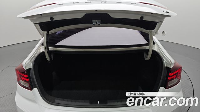 Hyundai Avante (AD) 1.6 Smart Choice 2020 — фото 20