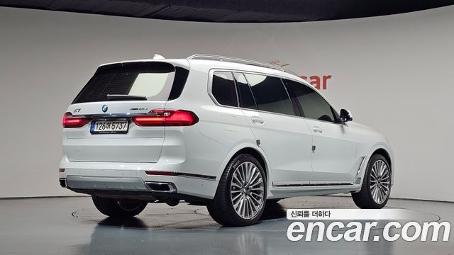 BMW X7 (G07) xDrive 40d Design Pure Excellence 6-Seater 2022 — фото 2