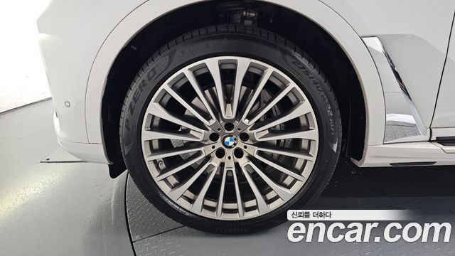BMW X7 (G07) xDrive 40d Design Pure Excellence 6-Seater 2022 — фото 5