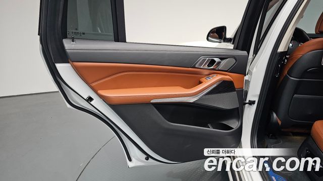 BMW X7 (G07) xDrive 40d Design Pure Excellence 6-Seater 2022 — фото 25