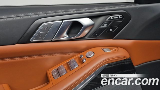BMW X7 (G07) xDrive 40d Design Pure Excellence 6-Seater 2022 — фото 31