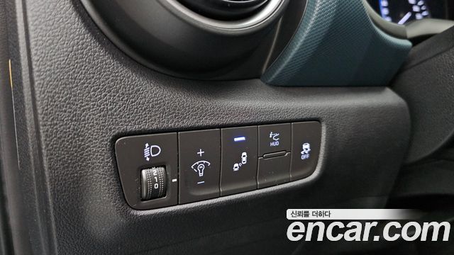 Hyundai Kona 1.6 Turbo 2WD Modern Tech 2018 — фото 17