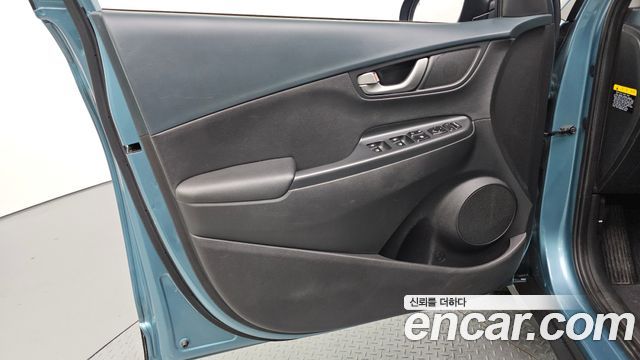 Hyundai Kona 1.6 Turbo 2WD Modern Tech 2018 — фото 24