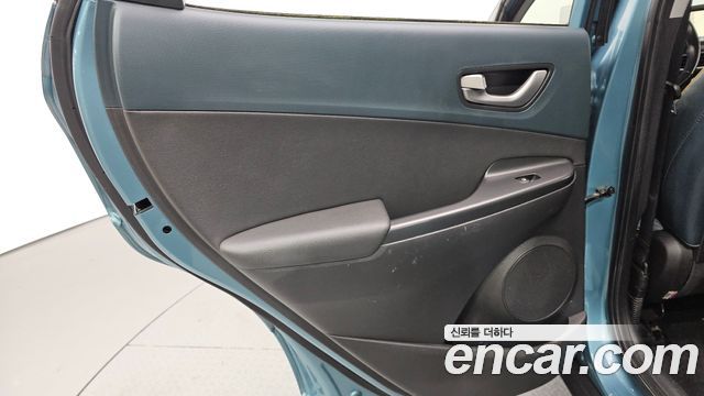Hyundai Kona 1.6 Turbo 2WD Modern Tech 2018 — фото 25