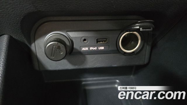 Kia Pride 1.6 GDI Hatchback Luxury 2012 — фото 19